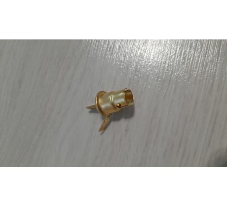 Objimka žiarovky s ukostrením Ba 9s