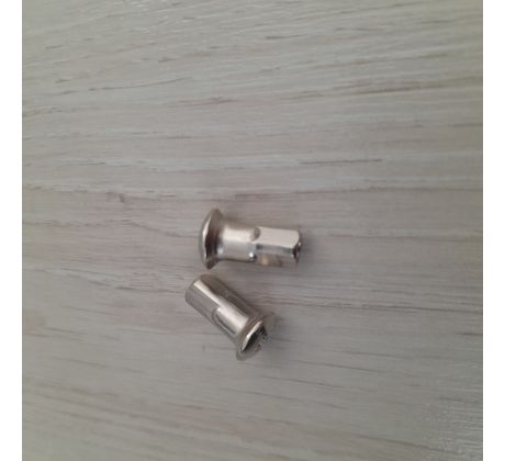 Matica špice M4 x14 nikl