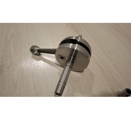 Kľukovka BABETTA 207 - 1 rýchlostná, SK