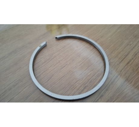 Piestný krúžok JAWA 250 Kývačka , Panelka 66 mm , CZ 2,5 mm